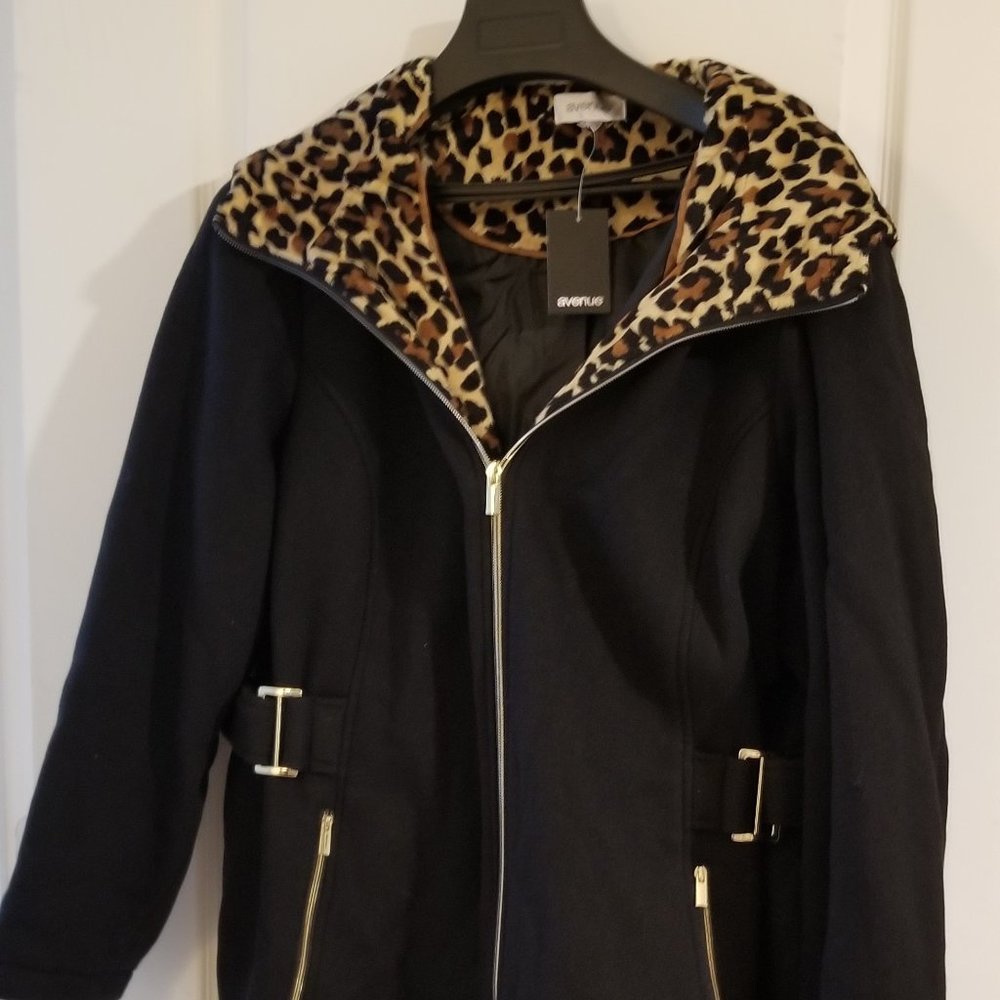 Women's Winter Coat.  Black.  Size 18/20.  By Avenue.